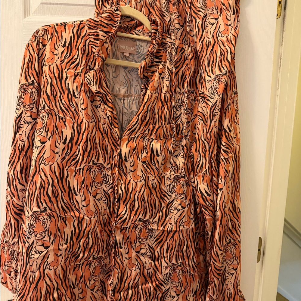 Show Me Your MuMu Wild Print Pajama Set - Picture 2 of 4